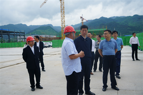 2021年5月20日，湖南省張家界市委副書(shū)記、代市長(zhǎng)王洪斌一行蒞臨湖南萬(wàn)眾筑工科技有限公司指導(dǎo)工作